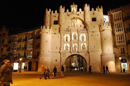 Hostal Monjes Peregrinos Burgos Exterior photo